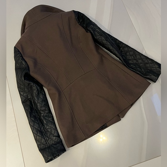 Soia & Kyo Wool Coat with Leather Quilted Sleeves Medium - Picture 6 of 8